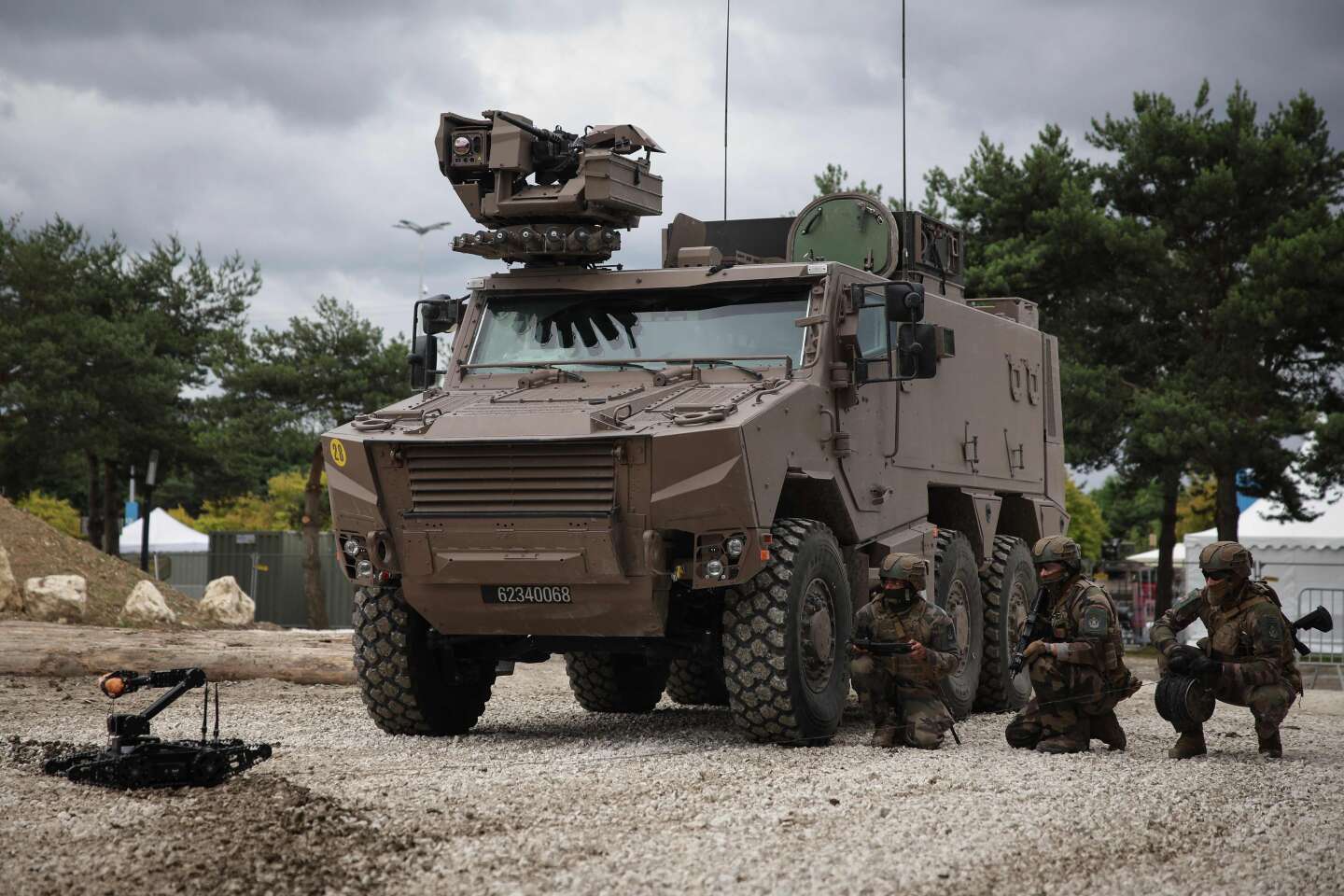 Le salon Eurosatory, « arrière-boutique de tout ce qui alimente la guerre russo-ukrainienne »